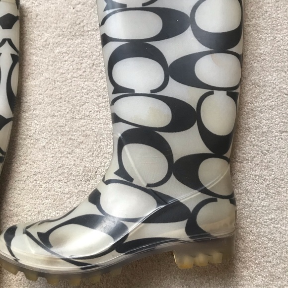 ⚡️⚡️SOLD⚡️⚡️Coach Rain Boots Size 8 - Picture 14 of 16
